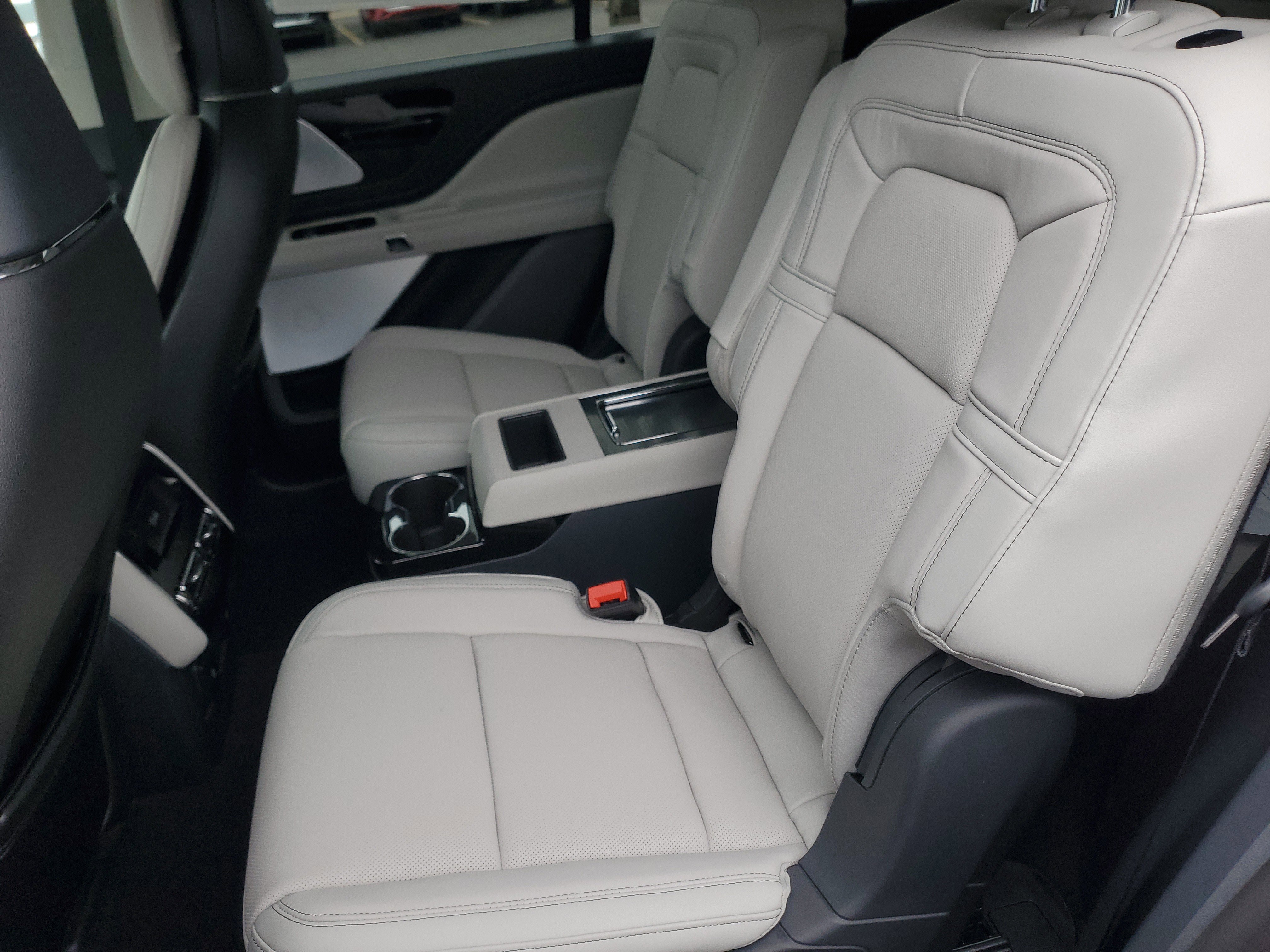 New 2026 Lincoln Aviator Reserve image 25