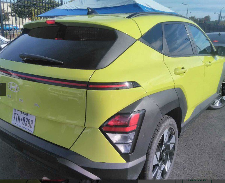 Used 2025 Hyundai Kona SEL FWD image 2