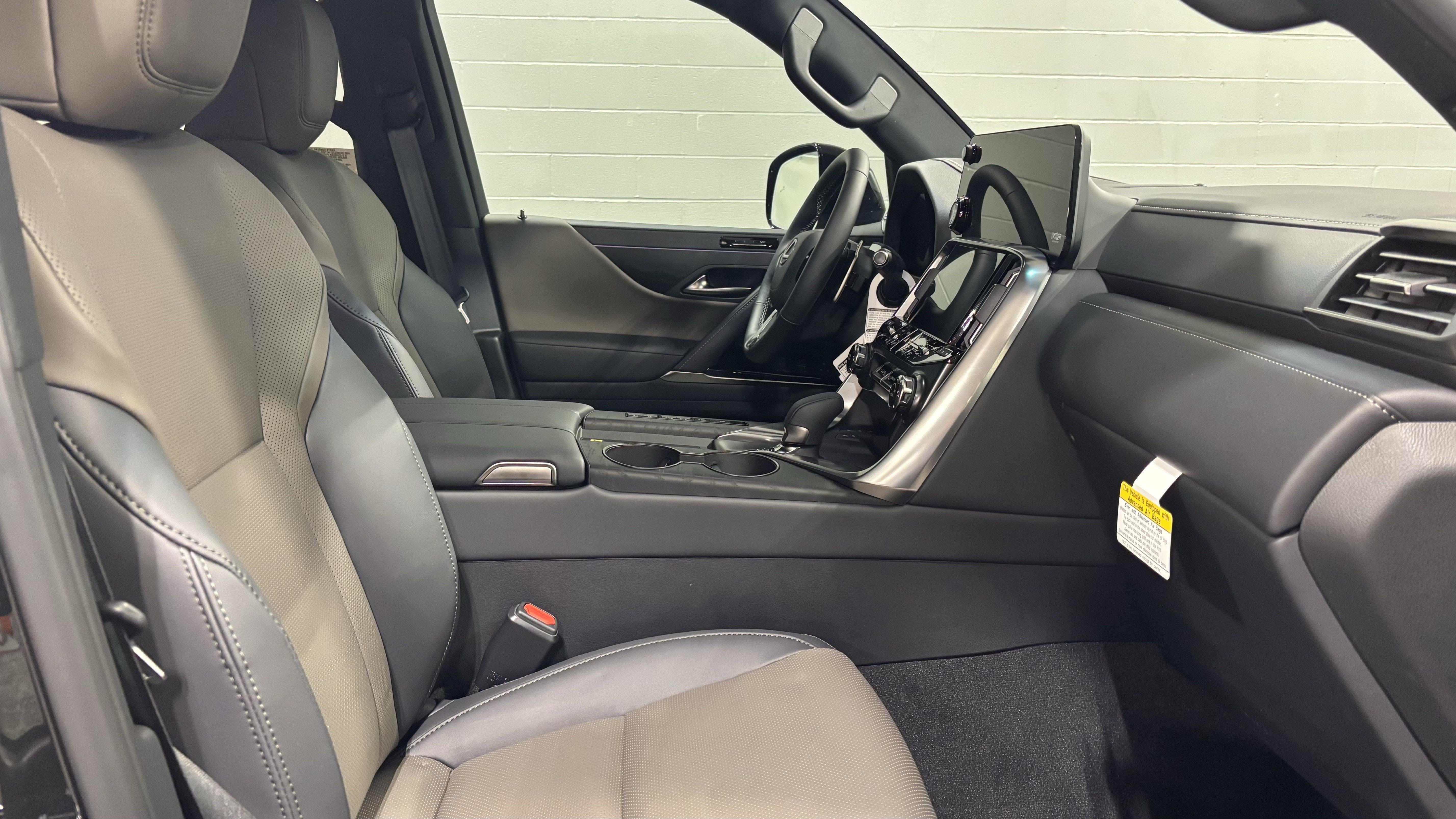 New 2026 Lexus LX 700h Overtrail AWD/4WD image 45