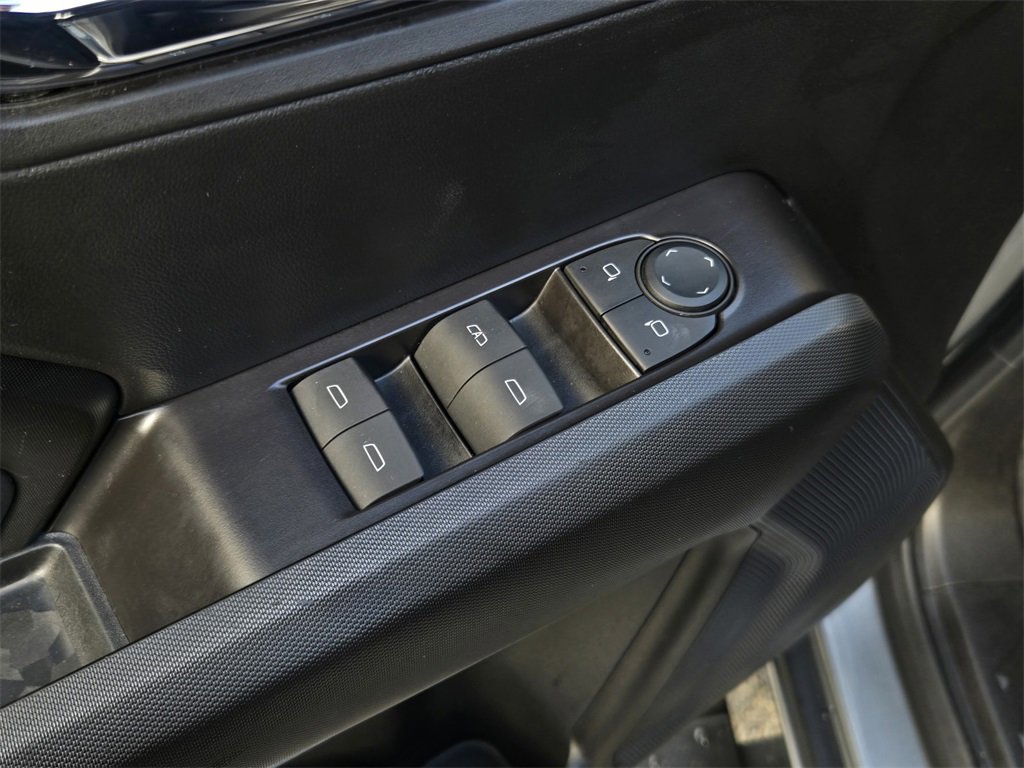 Used 2024 GMC Canyon Elevation w/ Elevation Premium Package image 11