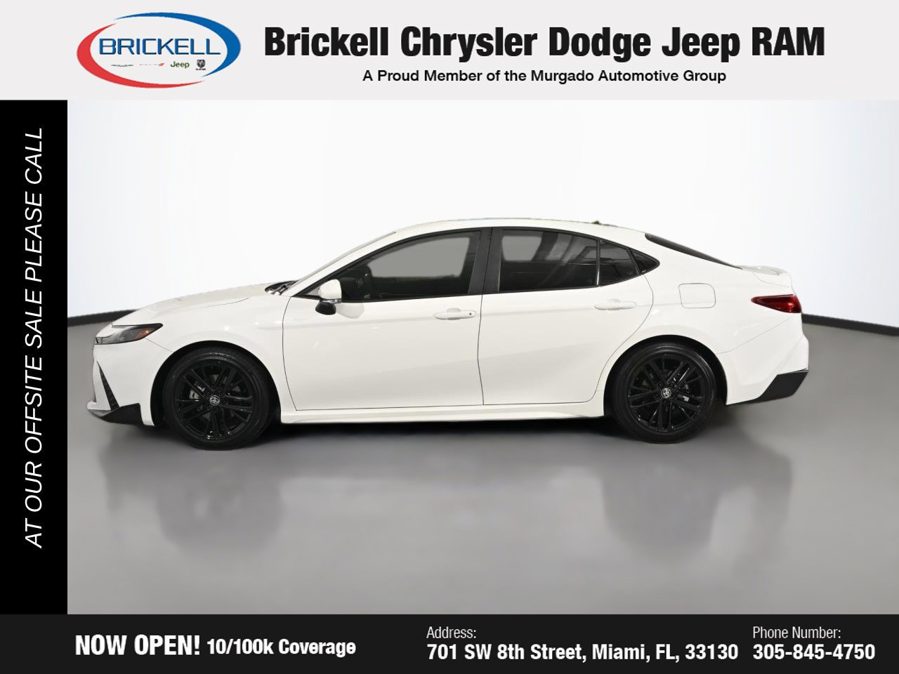 Used 2025 Toyota Camry SE w/ Multimedia Upgrade Package FWD image 2