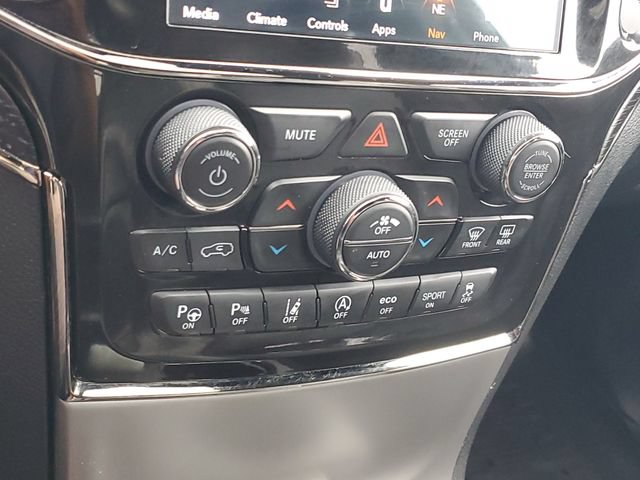 Used 2021 Jeep Grand Cherokee High Altitude AWD/4WD image 17