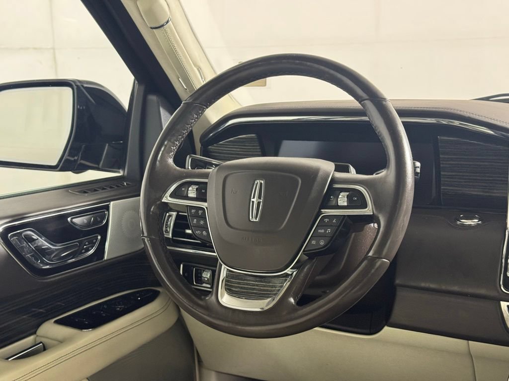 Certified 2023 Lincoln Navigator L Black Label AWD/4WD image 21