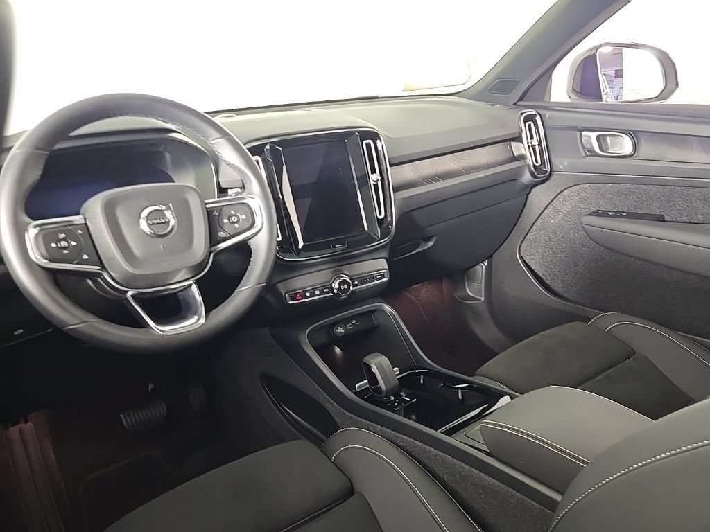 Certified 2023 Volvo XC40 Recharge Plus AWD/4WD image 21