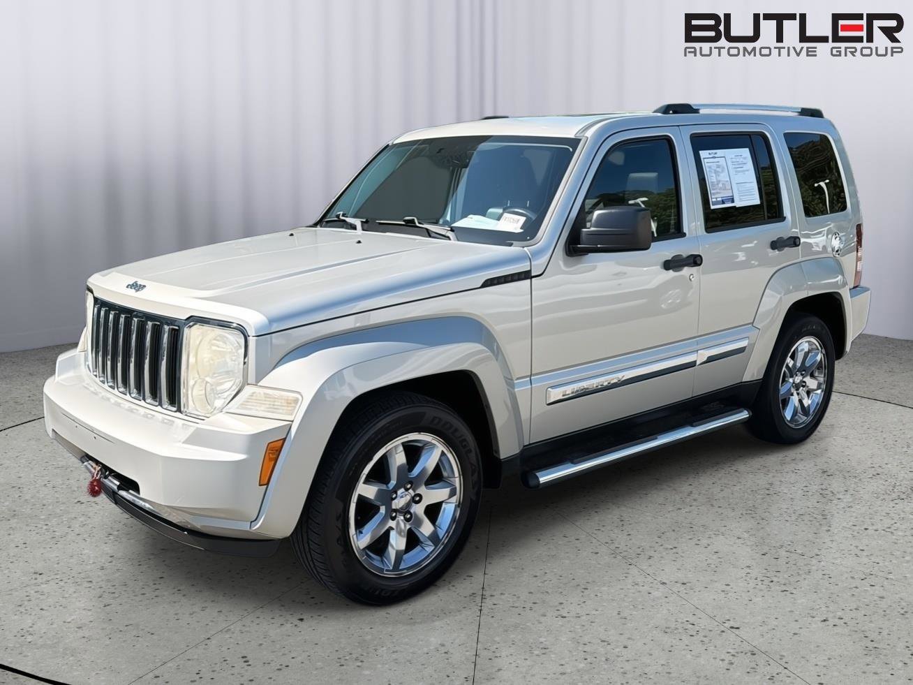 Used 2009 Jeep Liberty Limited w/ Premium Group II AWD/4WD image 1