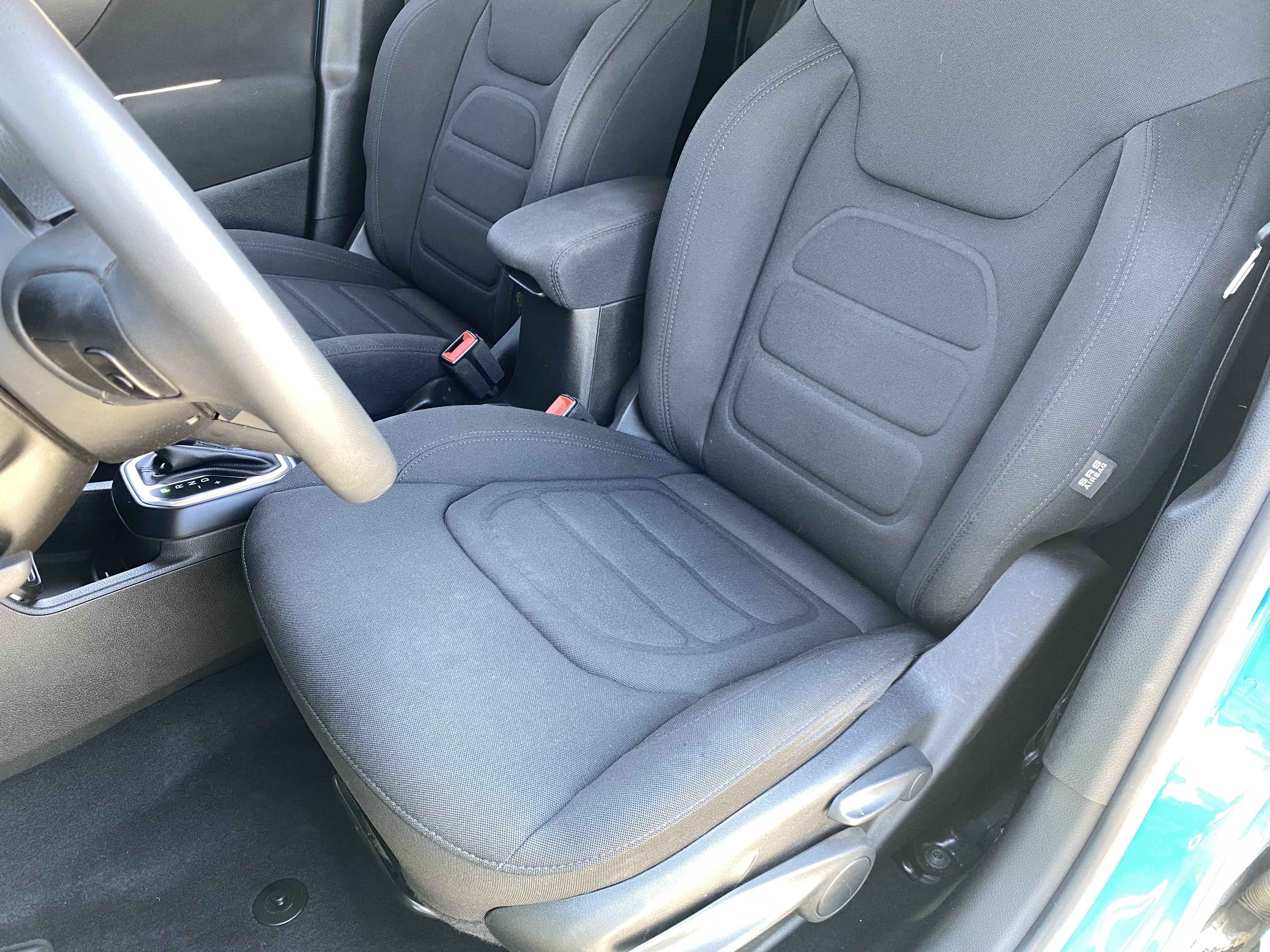 Used 2021 Jeep Renegade Latitude FWD image 16