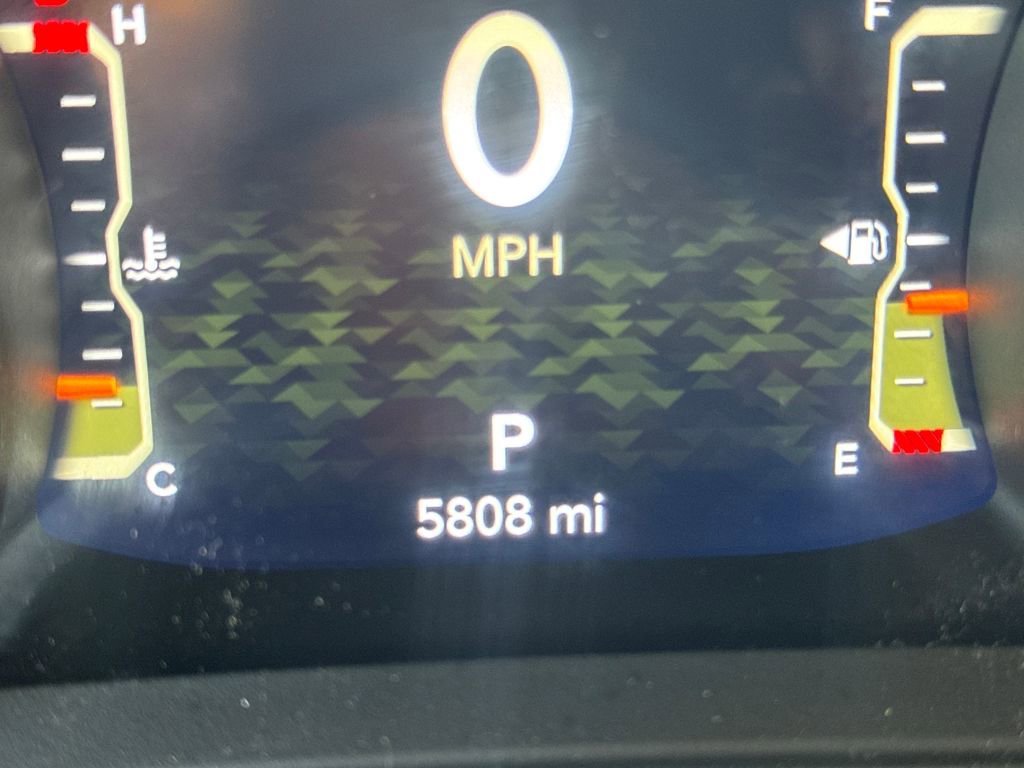 Used 2024 Jeep Gladiator Rubicon w/ Technology Group image 22