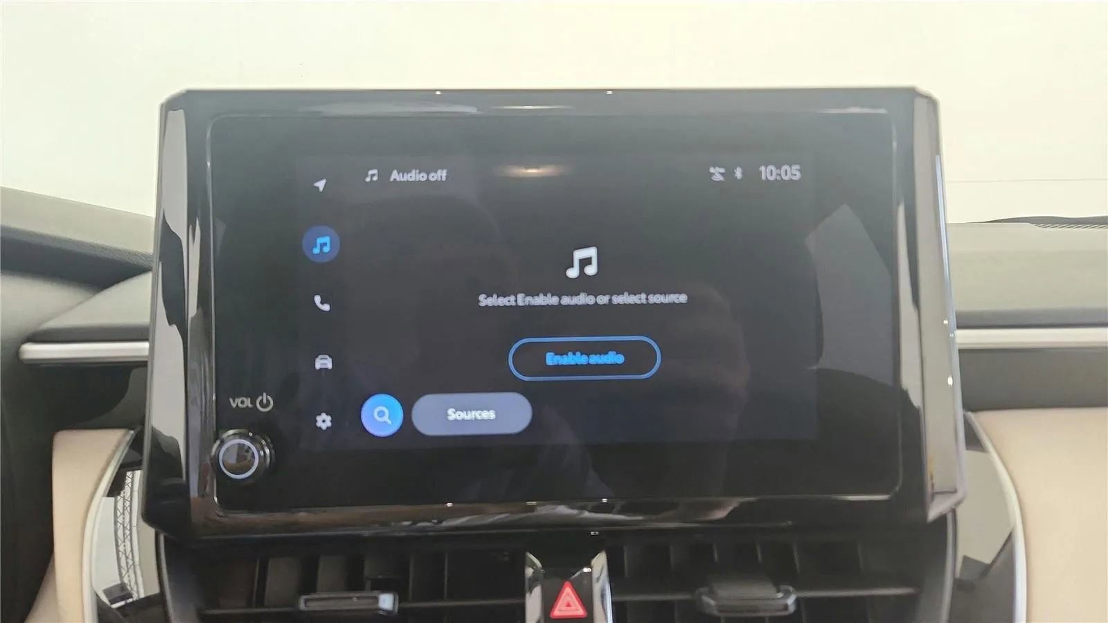 Used 2025 Toyota Corolla LE image 28