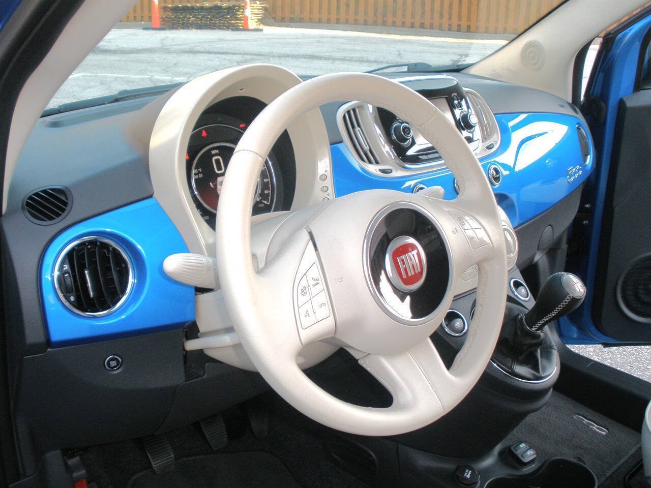 Used 2018 FIAT 500 Pop FWD image 30