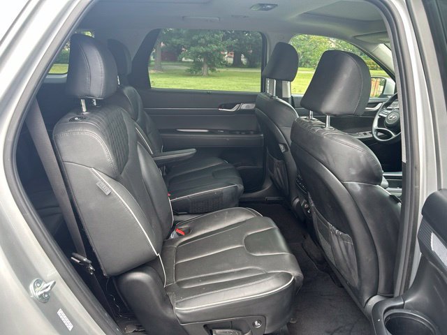 Used 2024 Hyundai Palisade Limited AWD/4WD image 23