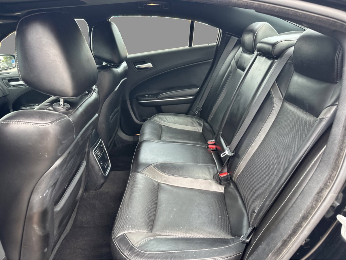 Used 2020 Dodge Charger SXT w/ Leather Interior Group RWD image 30