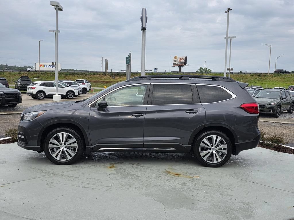 Used 2022 Subaru Ascent Limited w/ Technology Package AWD/4WD image 6