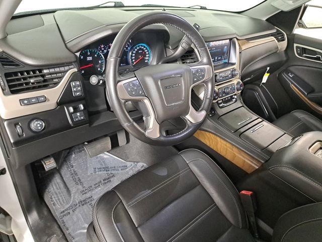 Used 2020 GMC Yukon Denali w/ Denali Premium Package image 19