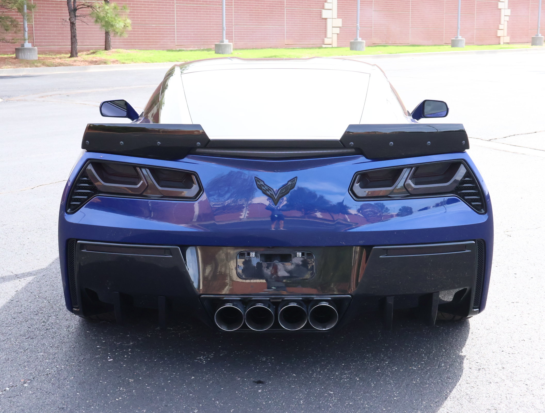 Used 2017 Chevrolet Corvette Stingray Coupe w/ 1LT RWD image 25