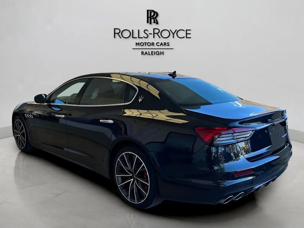 Used 2022 Maserati Quattroporte GT image 4