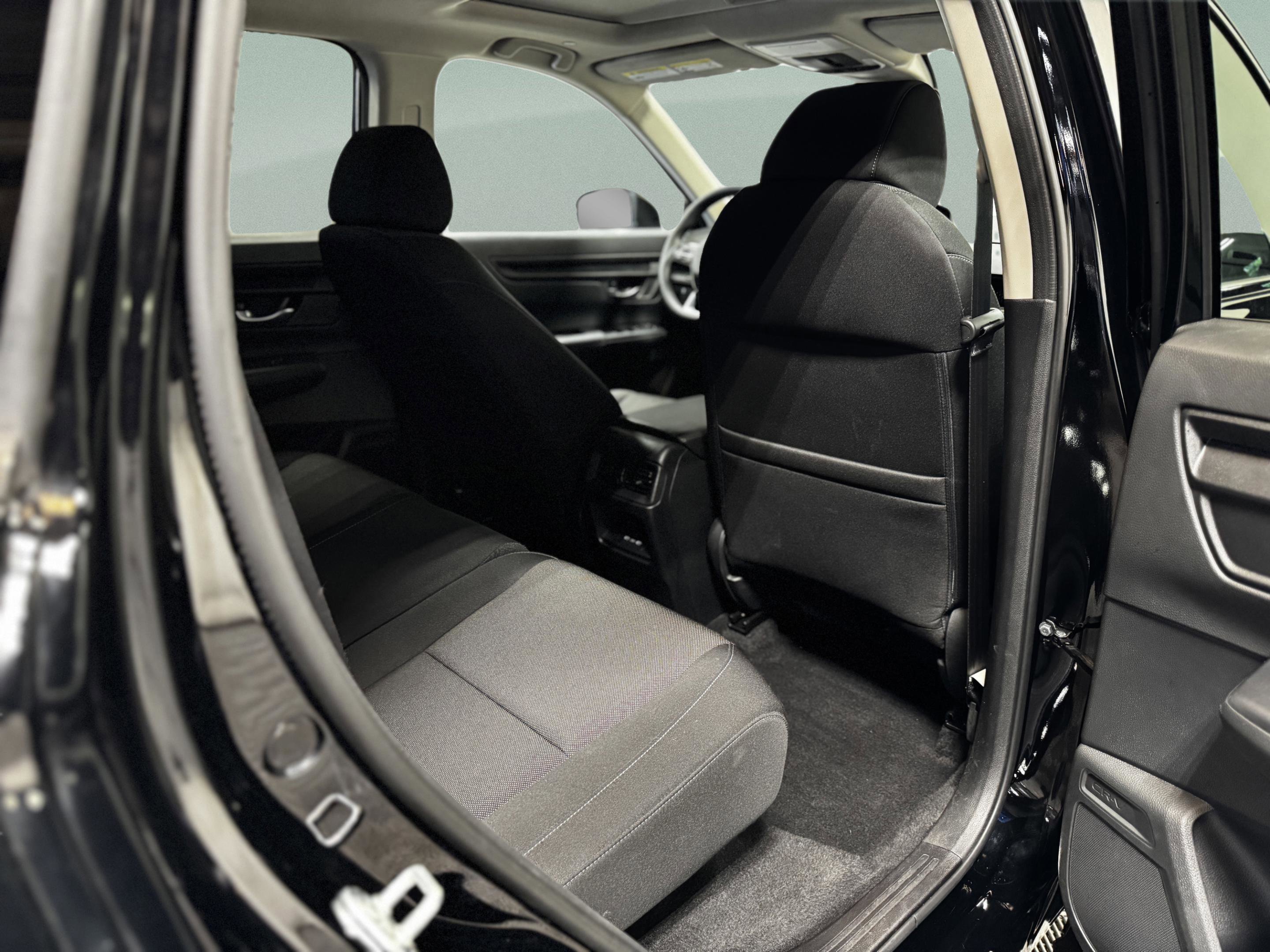 Used 2024 Honda CR-V EX image 12