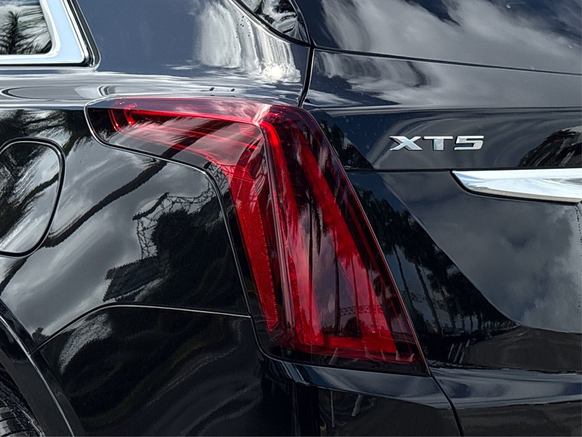 New 2026 Cadillac XT5 Luxury image 15