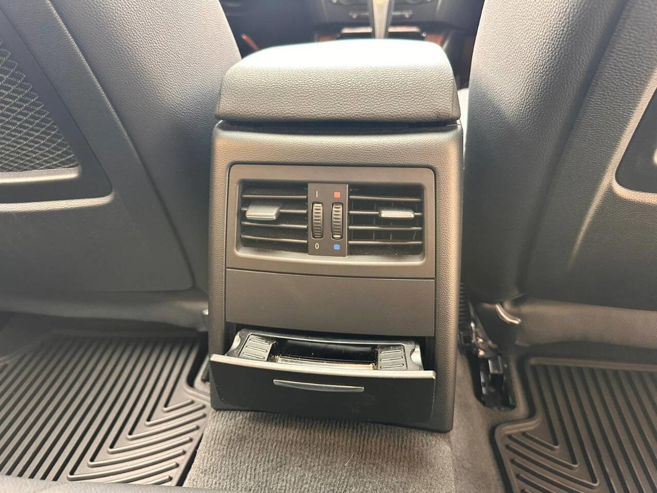 Used 2009 BMW 328i xDrive 328i xDrive AWD 4dr Sedan SULE image 68