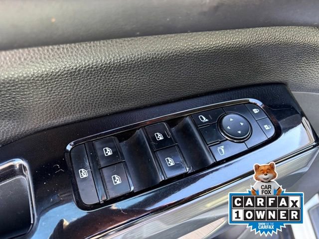 Used 2022 Nissan Pathfinder SL w/ Lighting Package (N92) image 25