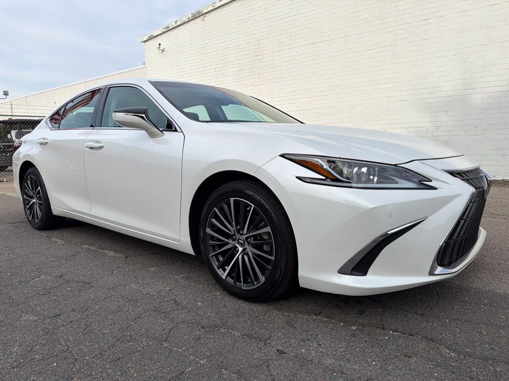 Used 2023 Lexus ES 250 w/ Premium Package w/ Premium Package AWD/4WD image 8