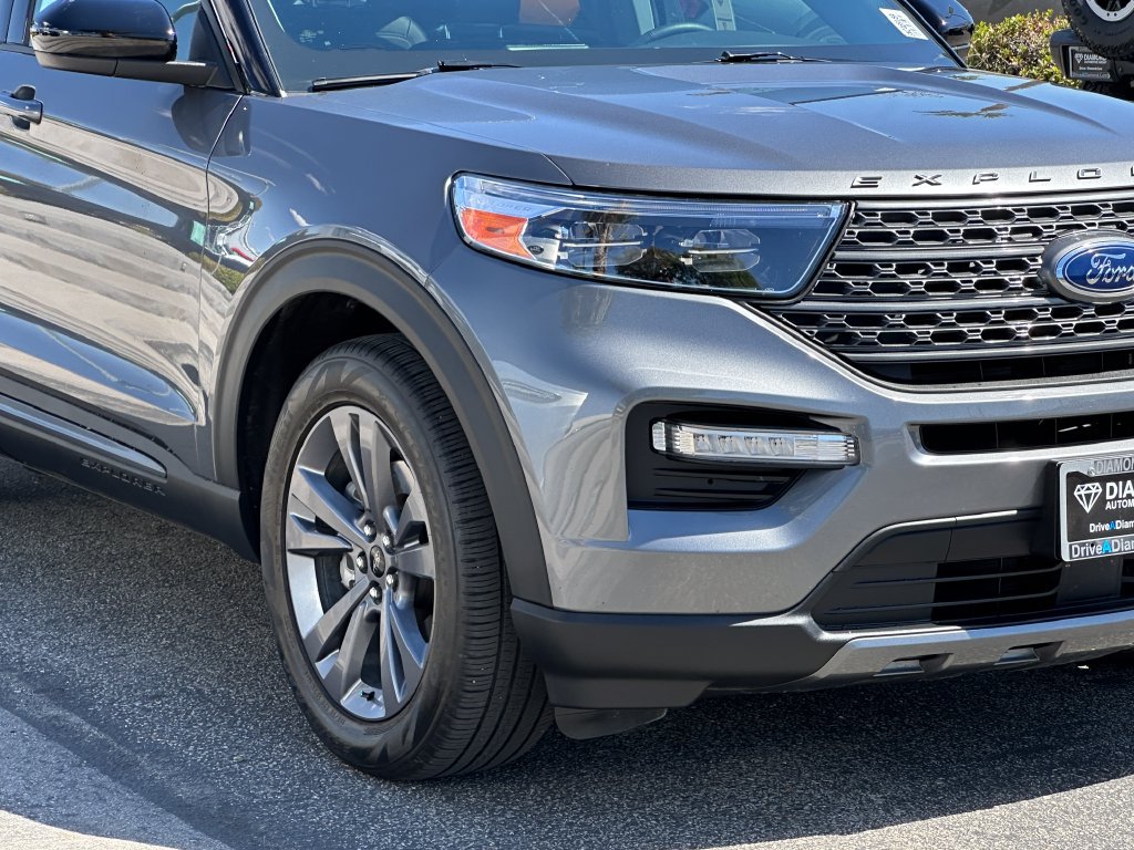 Used 2023 Ford Explorer XLT w/ Equipment Group 202A RWD image 11
