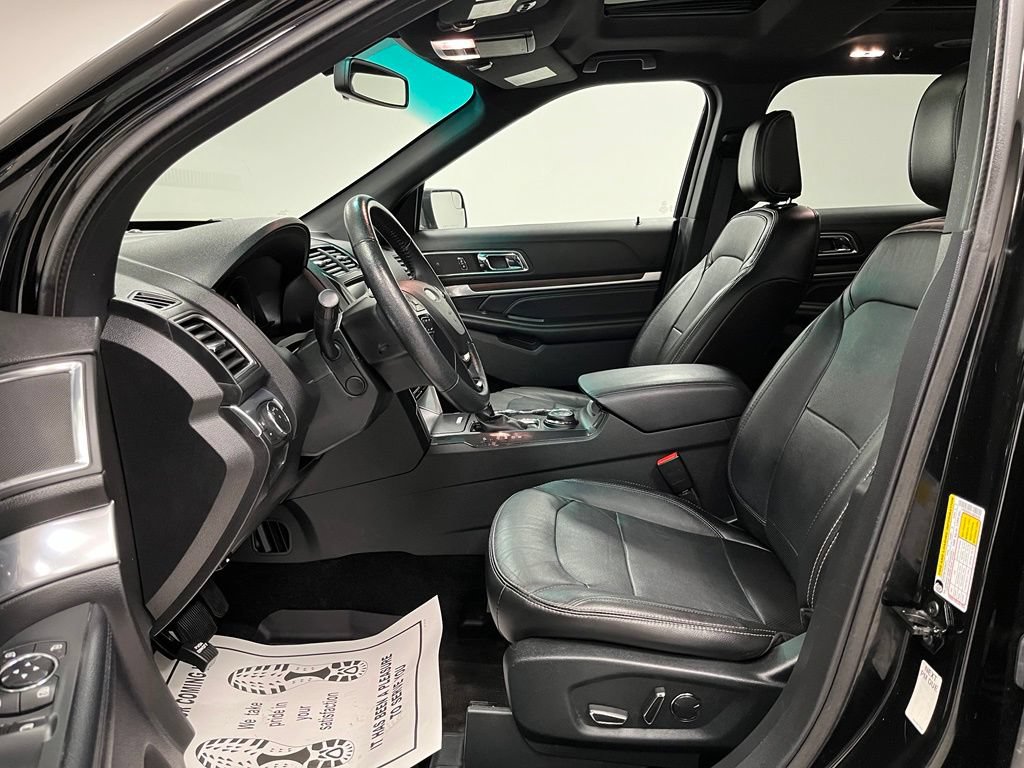 Used 2018 Ford Explorer Limited AWD/4WD image 21