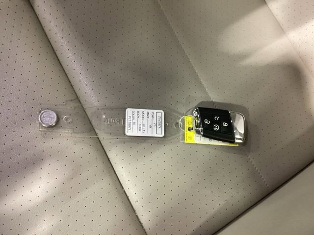 Used 2023 Volkswagen Atlas SE w/ Panoramic Sunroof Package AWD/4WD image 25