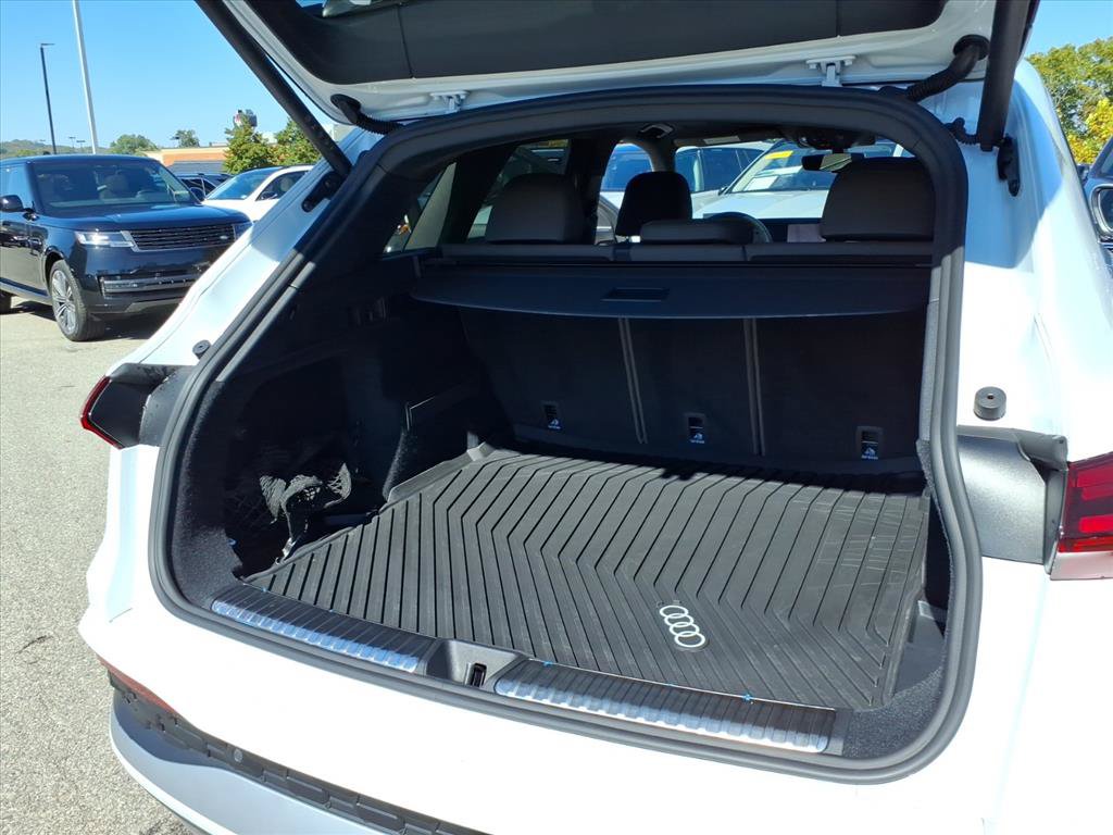 Used 2026 Audi Q5 Premium Plus AWD/4WD image 14