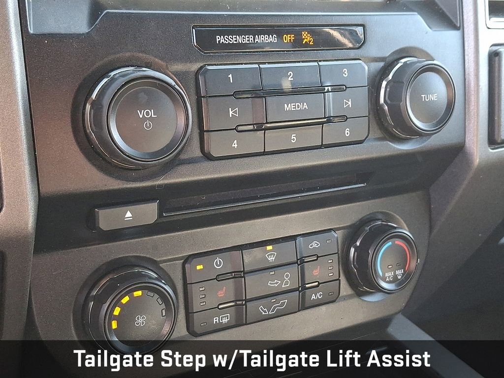 Used 2018 Ford F150 Raptor w/ Exterior Graphics Package image 19