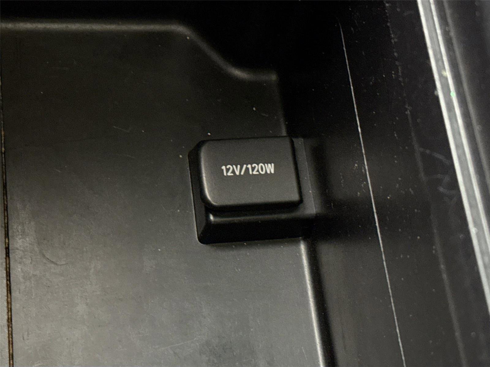 Used 2019 Toyota Highlander SE AWD/4WD image 34