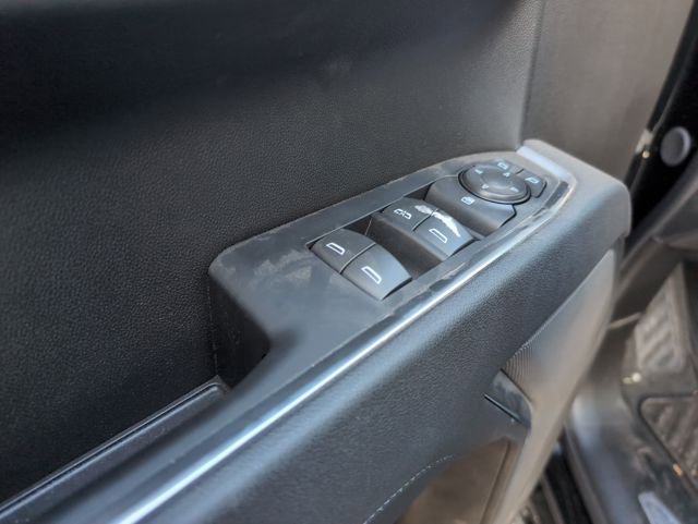 New 2025 GMC Sierra 1500 Elevation image 18