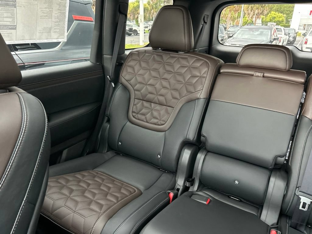 New 2026 Nissan Armada Platinum RWD image 13