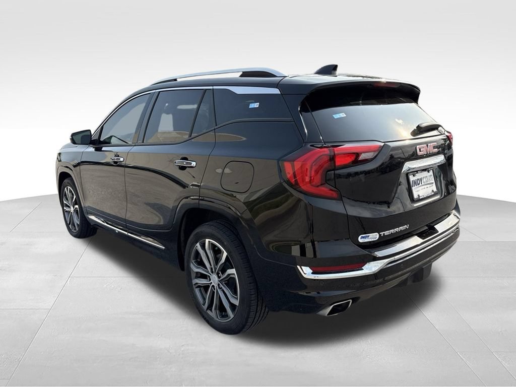 Used 2020 GMC Terrain Denali w/ Denali Premium Package FWD image 7