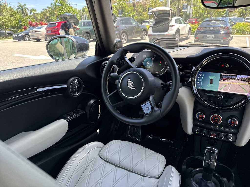 Used 2024 MINI Cooper S FWD image 21