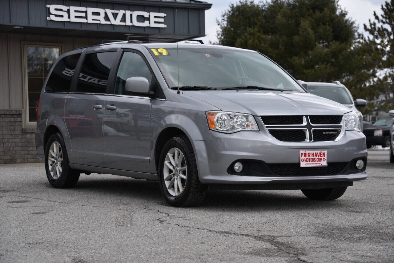 Used 2019 Dodge Grand Caravan SXT image 7