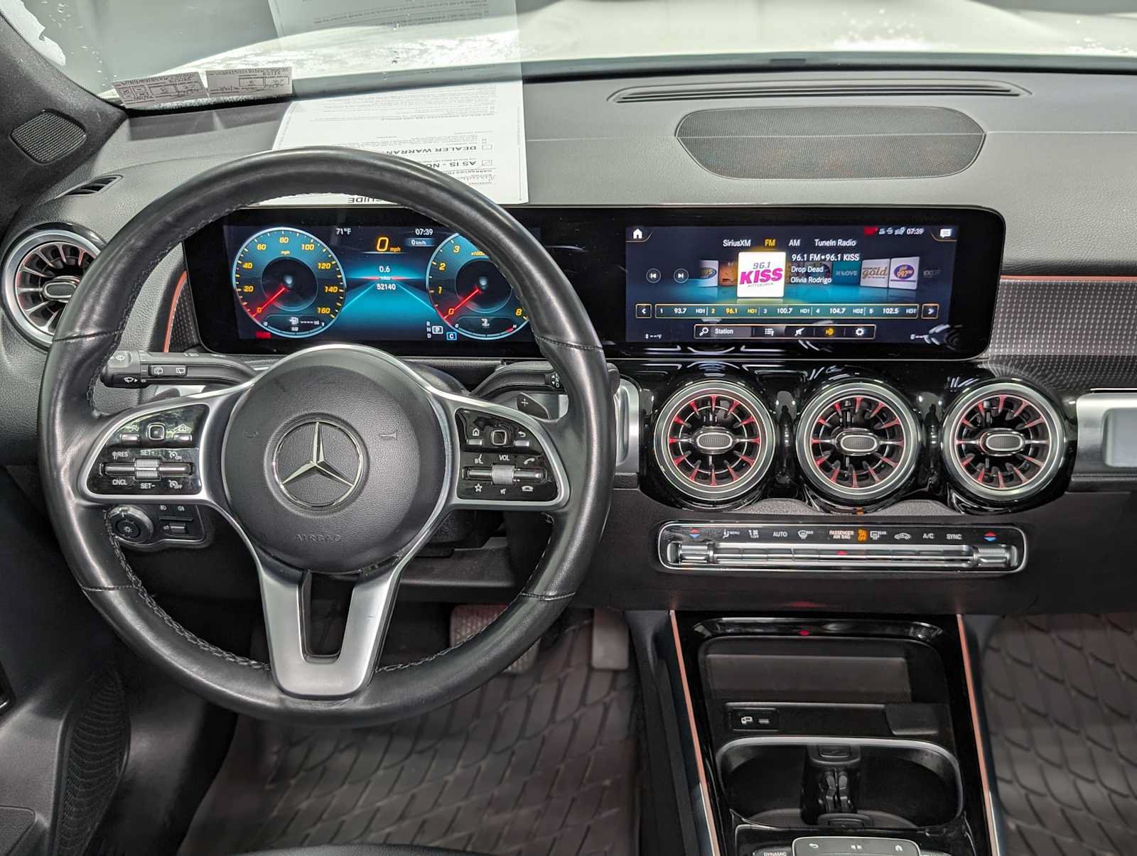 Used 2022 Mercedes-Benz GLB 250 4MATIC image 5
