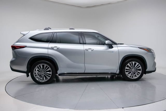Used 2021 Toyota Highlander Platinum AWD/4WD image 8
