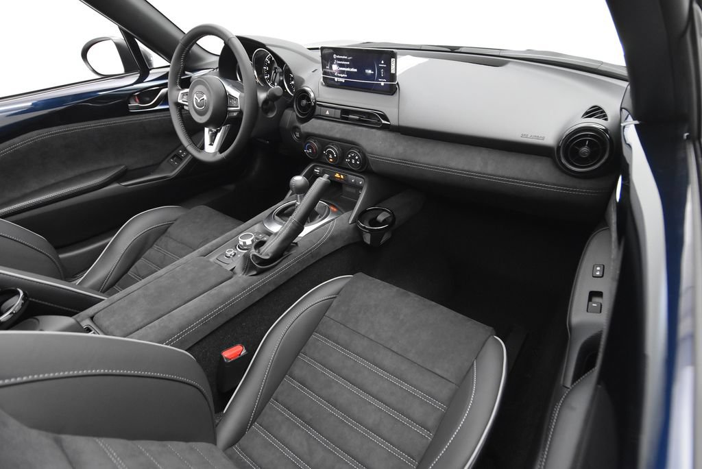 New 2026 MAZDA MX-5 Miata RF Club w/ Weather Package RWD image 31