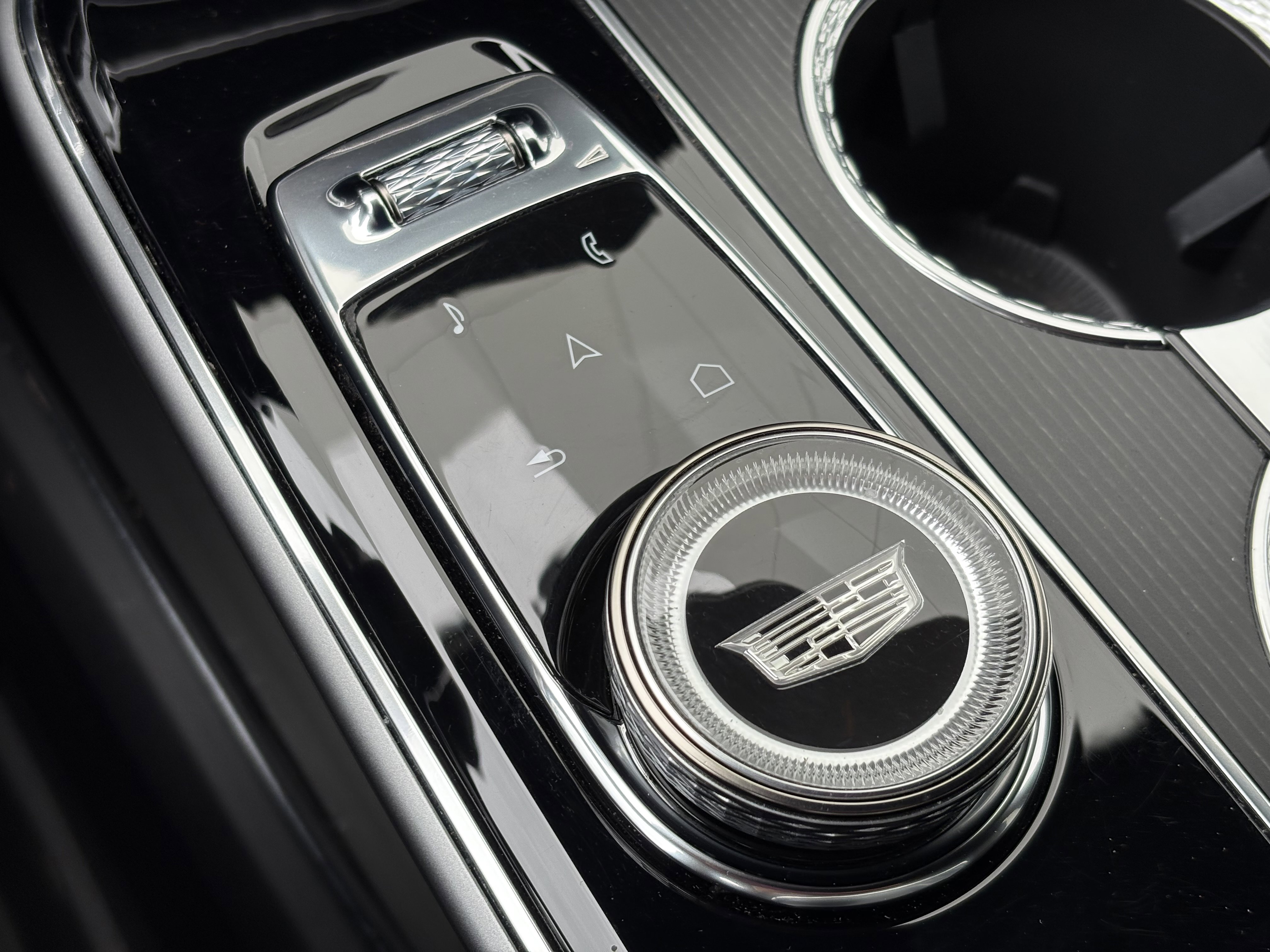 Certified 2024 Cadillac Lyriq Luxury w/ LPO, Floor Liner Package image 29