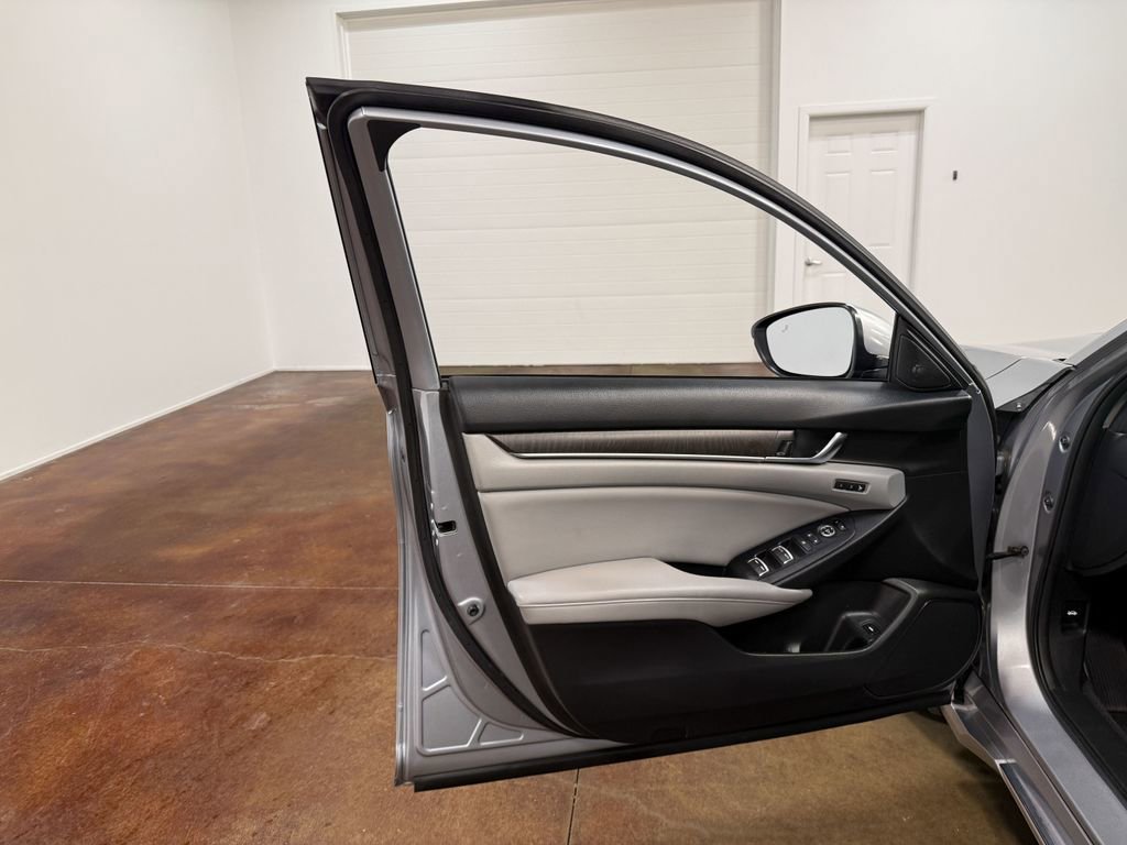Used 2018 Honda Accord EX-L image 56