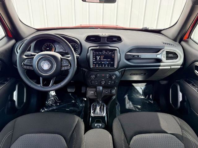 Used 2021 Jeep Renegade Latitude image 31