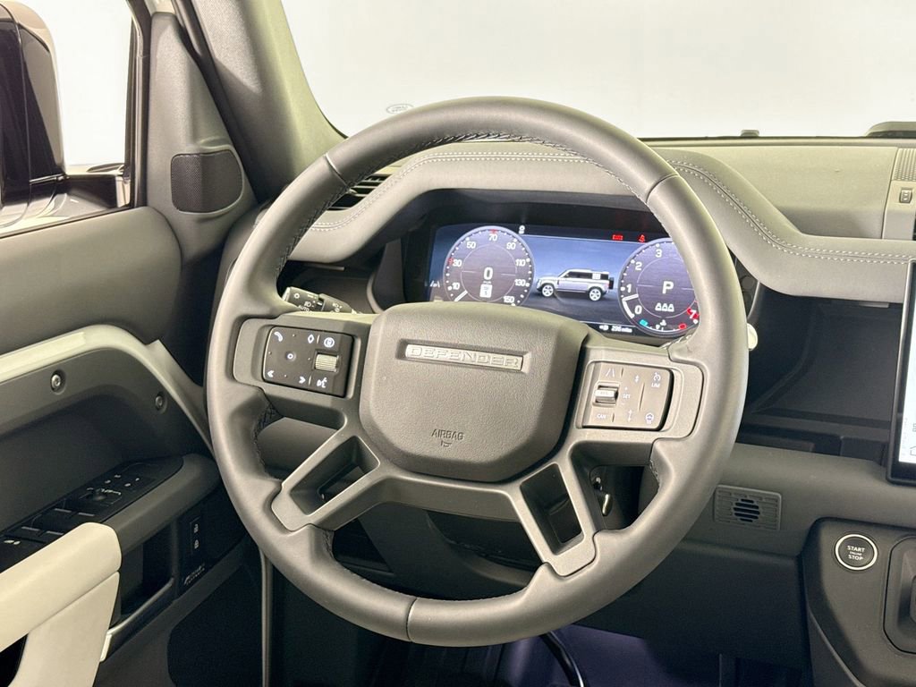 Used 2025 Land Rover Defender 110 X-Dynamic SE image 20