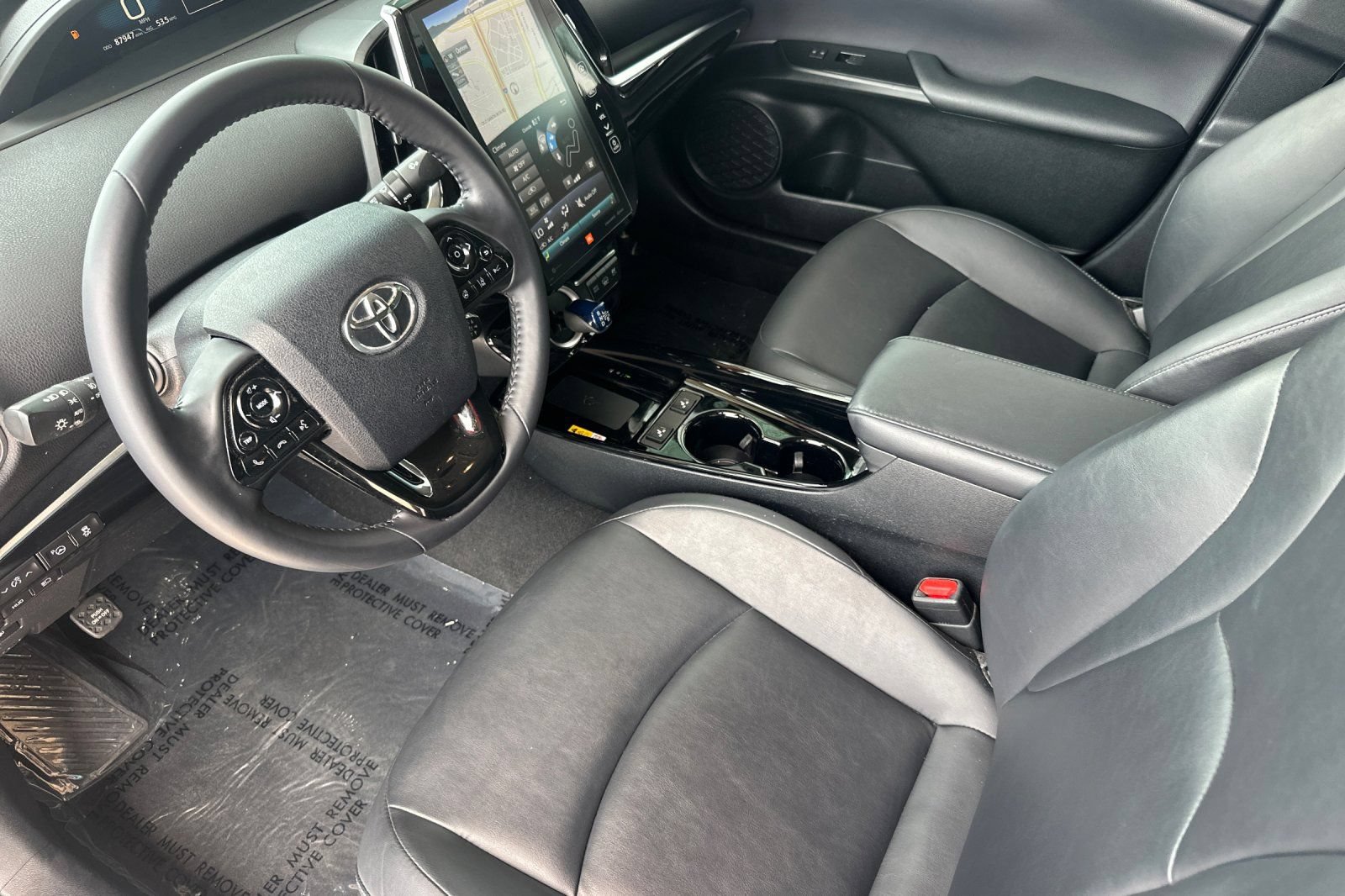 Certified 2021 Toyota Prius Prime Limited w/ Carpet Mat Package (TMS) FWD image 12