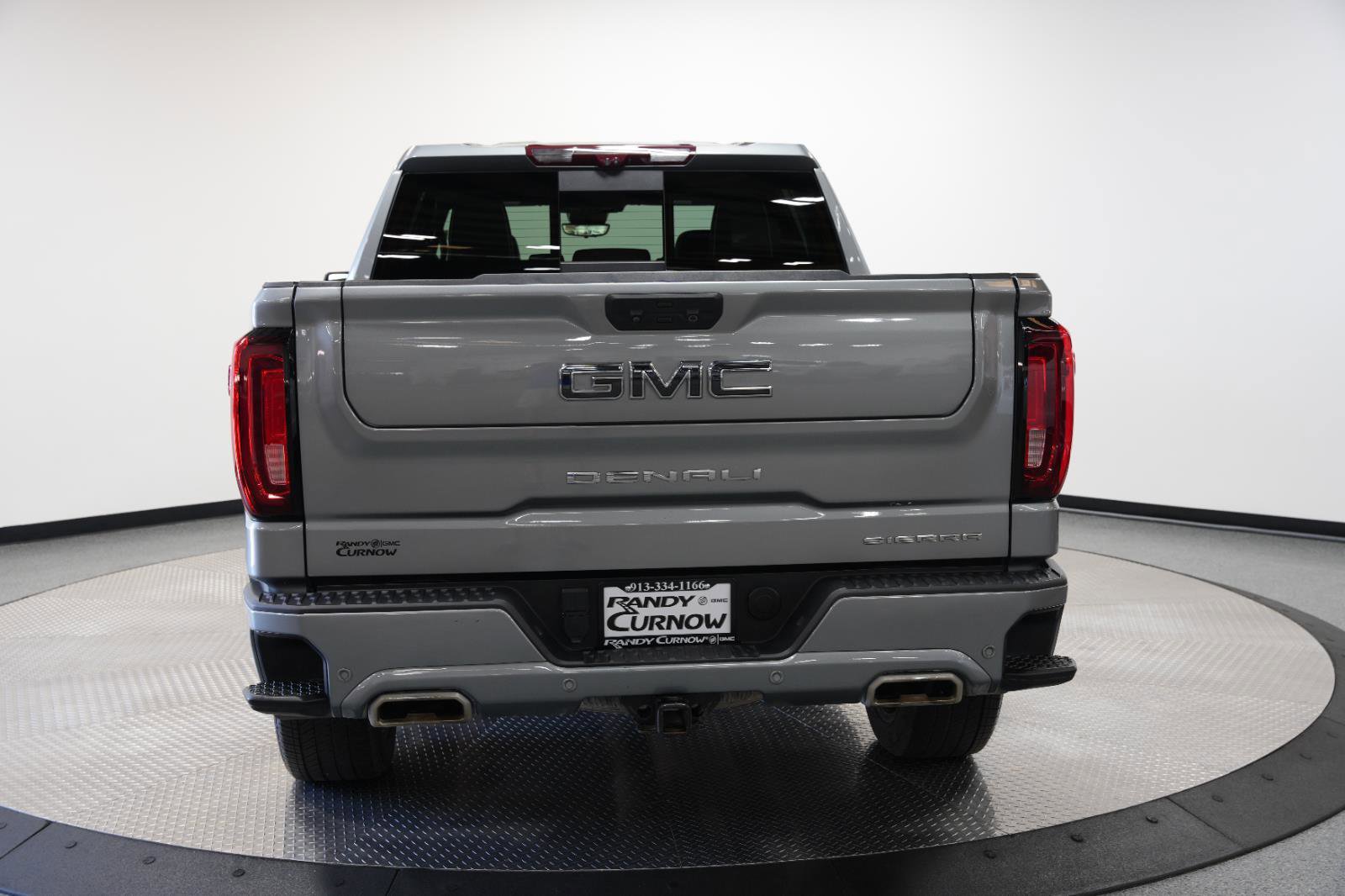 Used 2023 GMC Sierra 1500 Denali Ultimate image 9