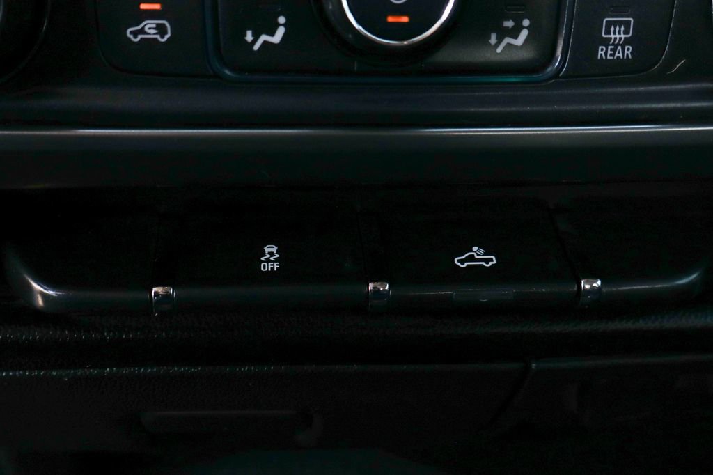 Used 2018 Chevrolet Silverado 1500 LT w/ All Star Edition image 35