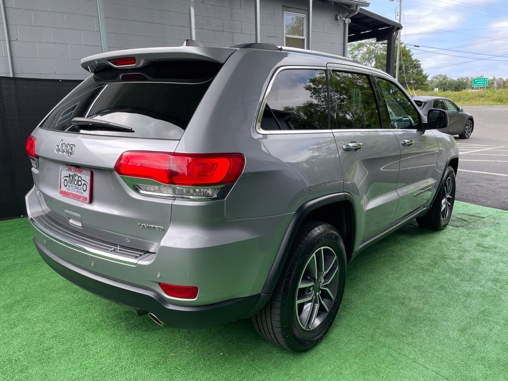 Used 2019 Jeep Grand Cherokee Limited AWD/4WD image 3