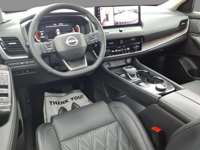 Certified 2025 Nissan Rogue Platinum w/ Tech Package AWD/4WD image 6