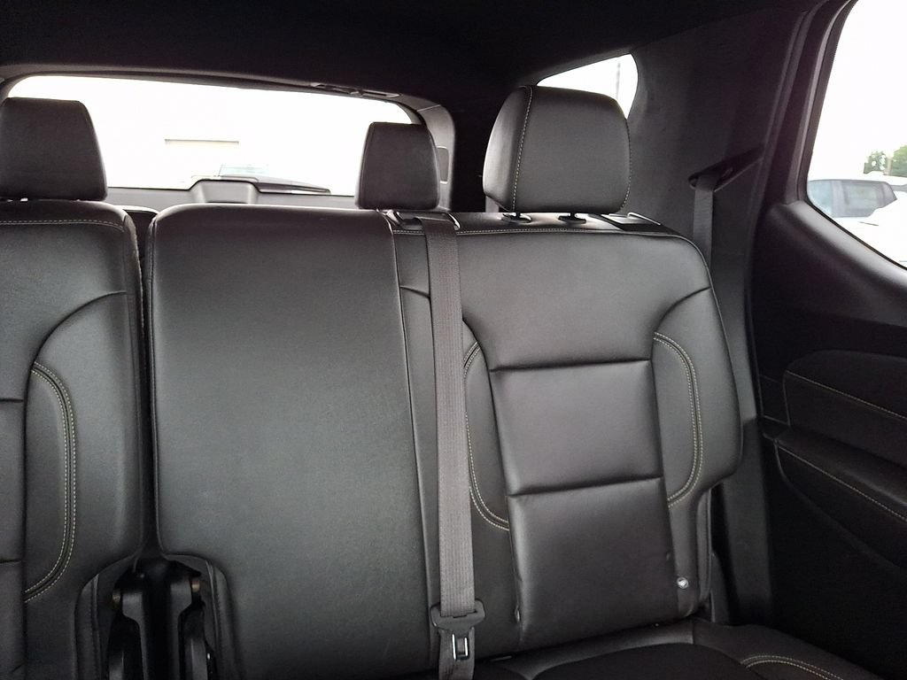 Used 2023 Chevrolet Traverse LT AWD/4WD image 21
