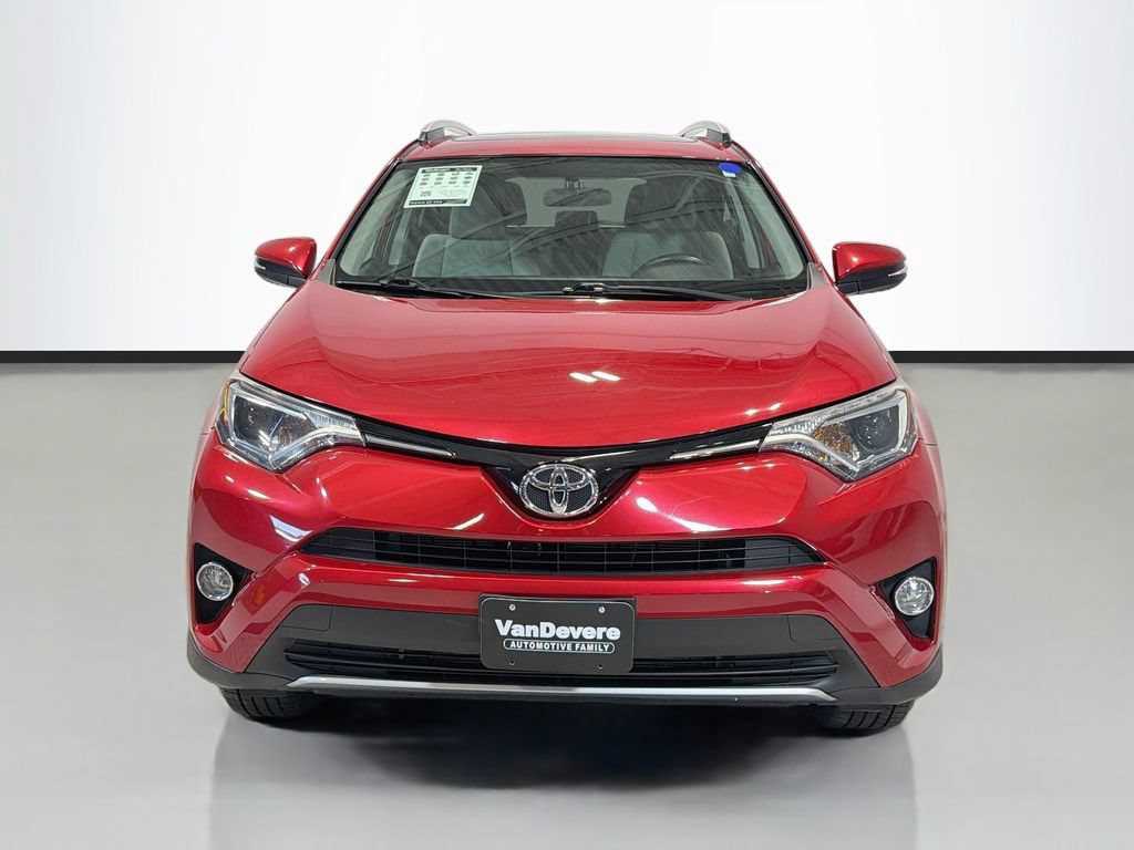 Used 2016 Toyota RAV4 XLE AWD/4WD image 2