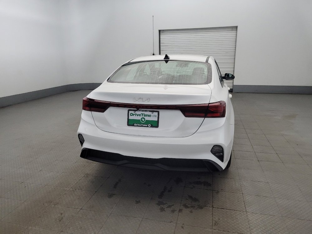 Used 2024 Kia Forte LXS image 7